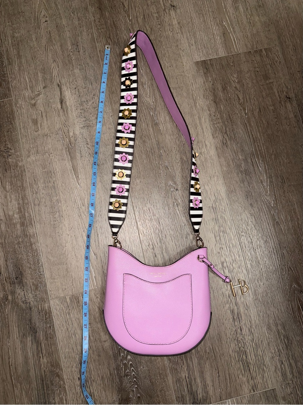 Henri Bendel lilac leather shoulder bag with floral striped guitar strap - Picture 10 of 10